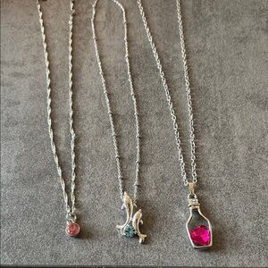 3 Set Silver and Pink Necklace Set🌸💘